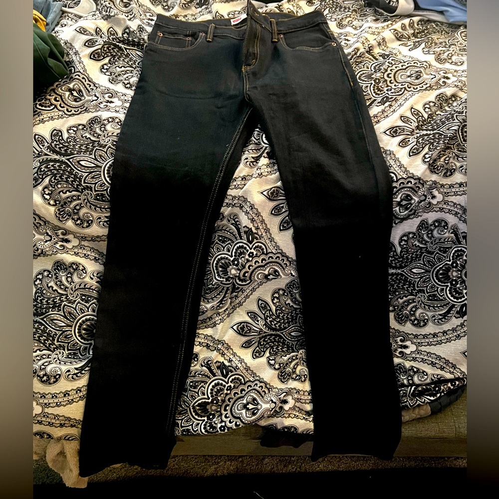Size 30x30 Levi’s 502 regular tapered jeans